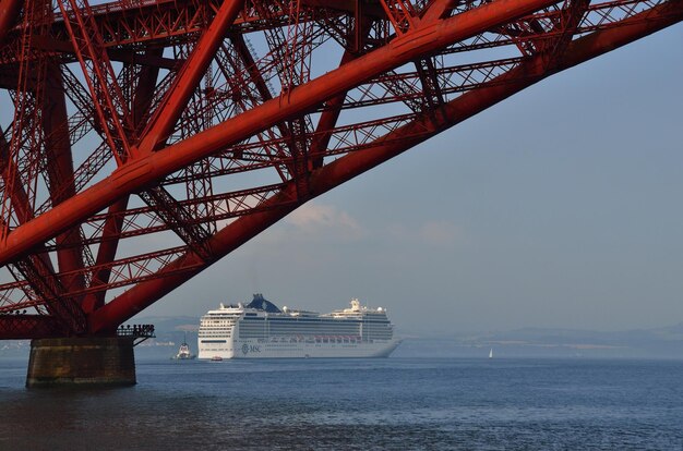 Queensferry con barco