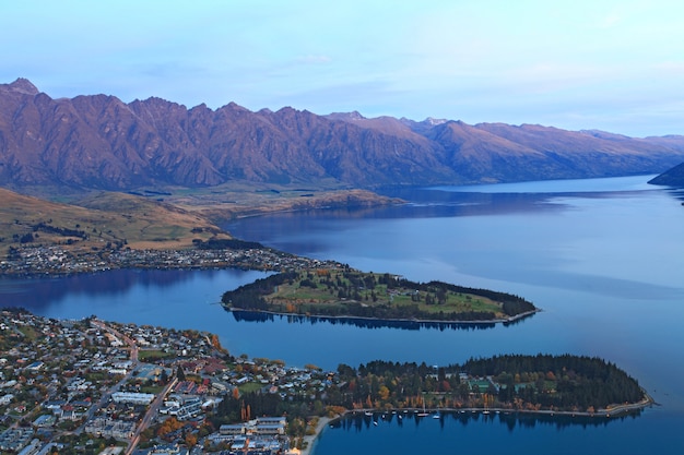 Queenstown ao entardecer