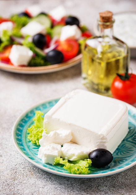 Queijo feta fresco com azeitonas