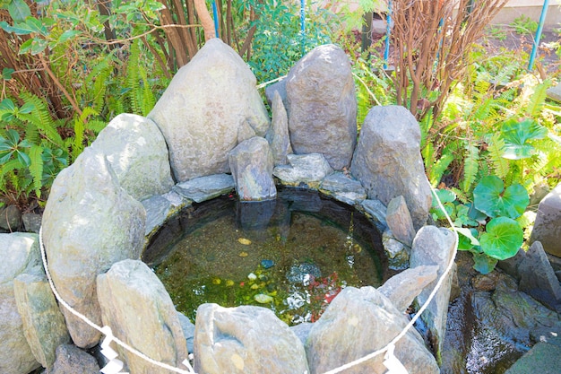 Quellwasser aus dem Kugenuma Fushimi Inari-Schrein