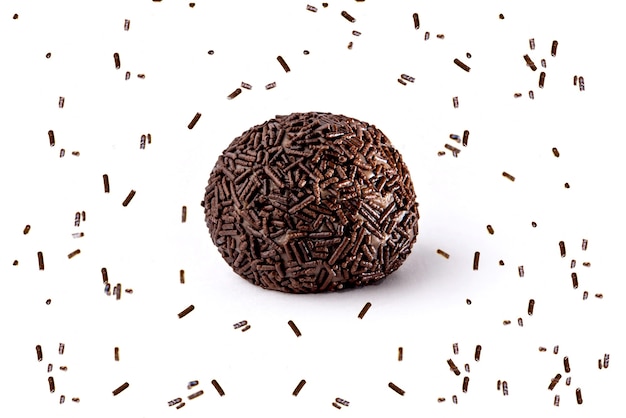 Foto queridinha de brigadeiro em fundo branco.