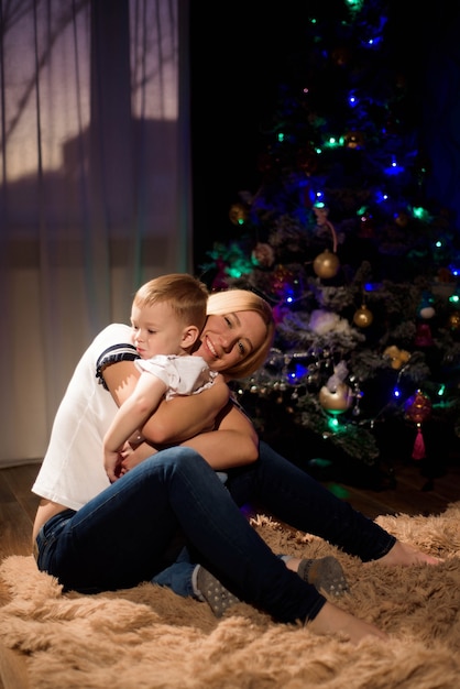 Querido hijo. Momentos navideños. Nochebuena impecable. Rutina navideña para mamás.