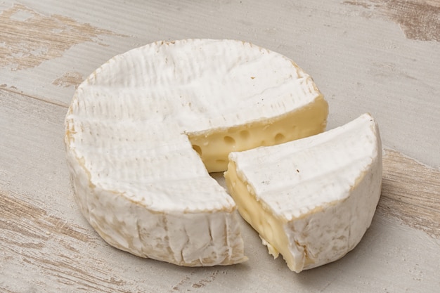 Queso camembert de normandia