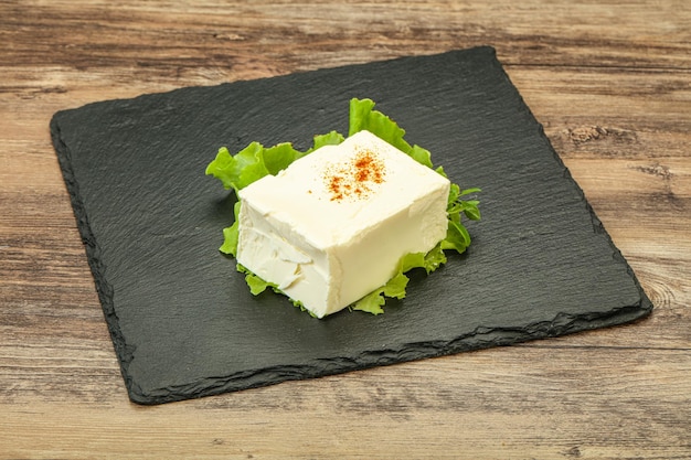 Queso feta suave tradicional griego