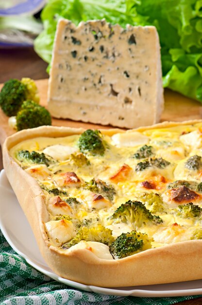 Quiche mit Brokkoli und Feta