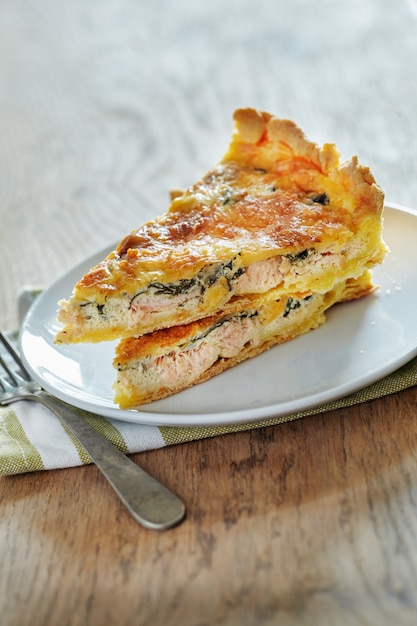 Quiche de salmón con espinacas