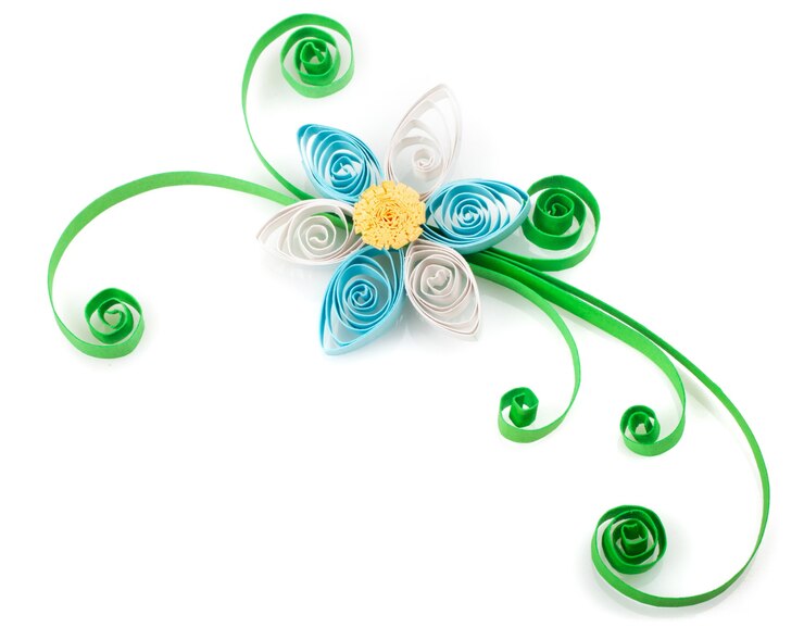 Foto quilling. hergestellt aus streifen der papierblume auf einem weißen hintergrund
