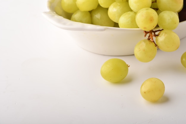 Racimo de uvas jugosas maduras frescas