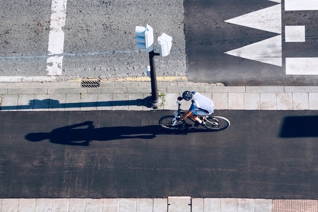 Radfahrer auf der Straße