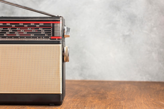 Foto rádio retrô com espaço de cópia de antena