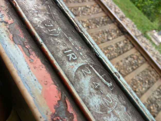 Foto railway alphanumerical metal embossed symbols