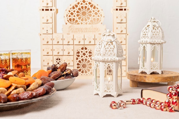 Ramadan Kareem muslimischer Feiertagshintergrund