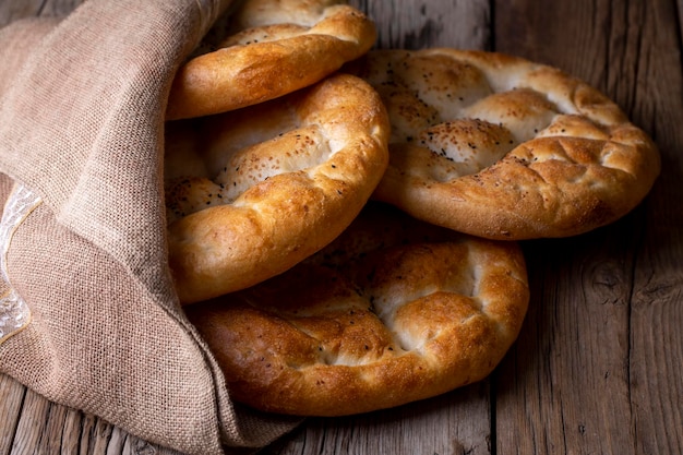 Ramadan Pita (nombre turco; Ramazan Pidesi) Pan turco tradicional para el mes sagrado Ramadán