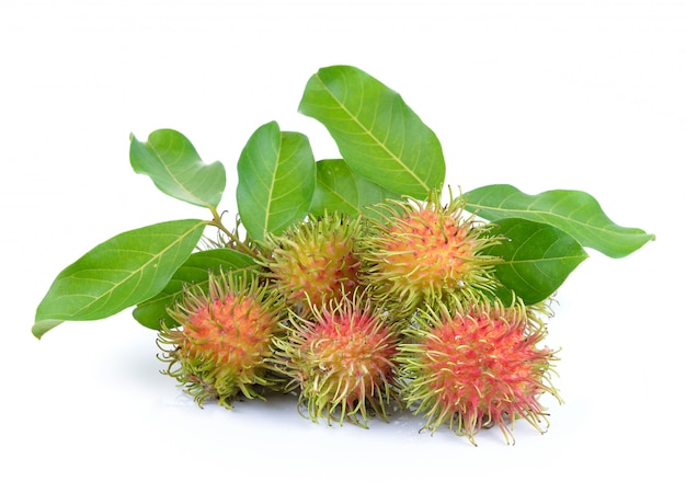 Rambutan na parede branca