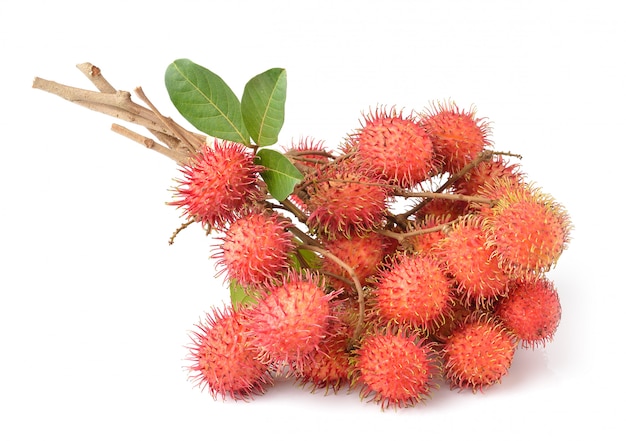 Rambutan süße köstliche Frucht lokalisiert auf weißem Raum