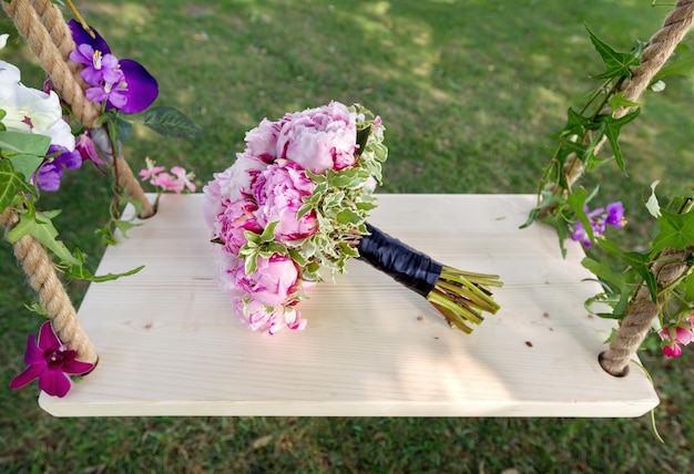 Ramo de novia de peonias