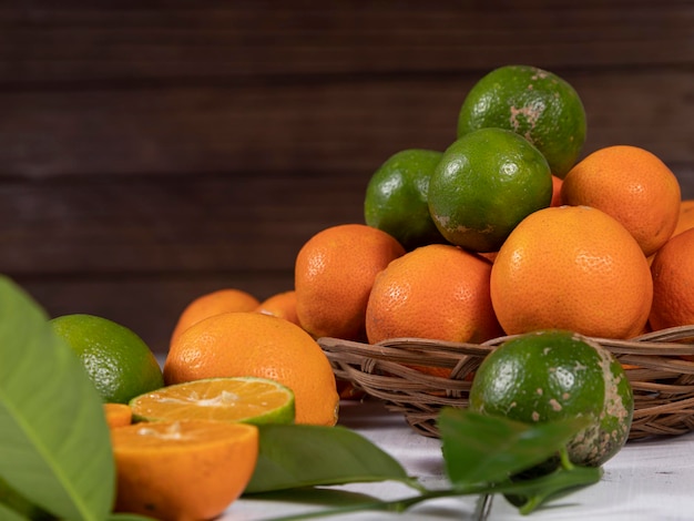 Rangpur Citrus limonia ou Citrus reticulata medica às vezes chamado de limão cravo ou lemandarin é um híbrido entre a tangerina e a cidra