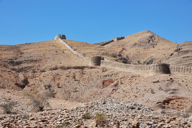 Ranikot Fort Gran Muralla de Sindh ruinas vinatge en Pakistán