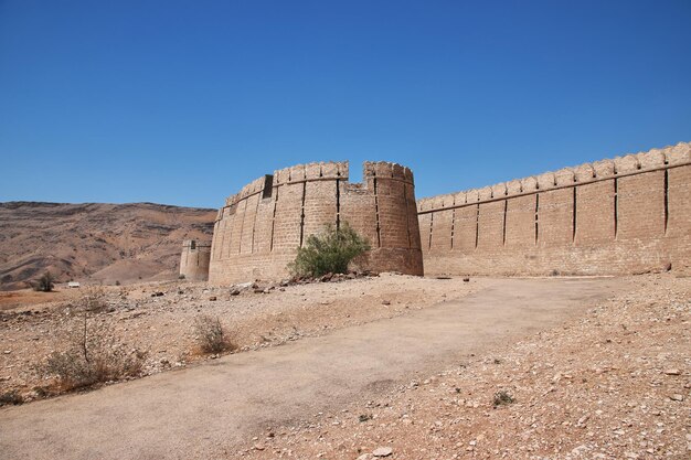 Ranikot Fort Grande Muralha de Sindh vinatge ruínas no Paquistão