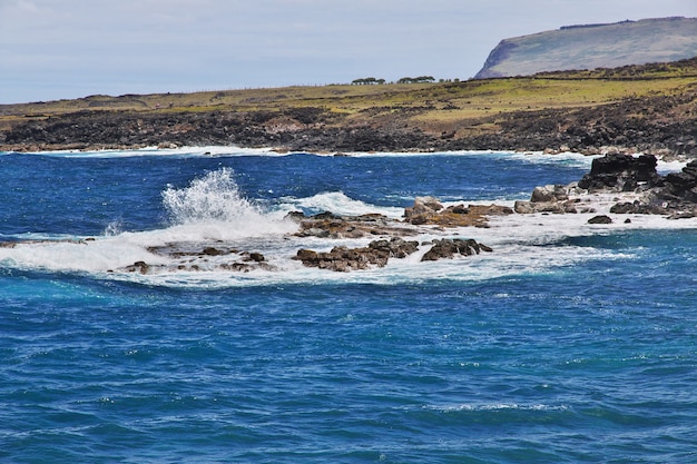 Rapa Nui. Vista sobre el océano Pacífico en la Isla de Pascua, Chile