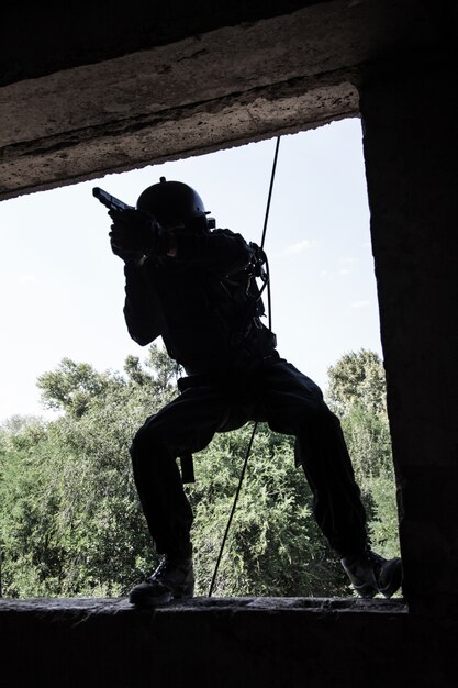 Rappeling táctico