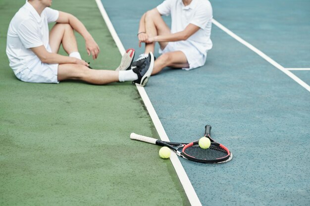 Raquetas y pelotas de tenis