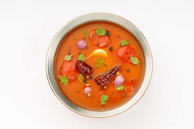 Rasam South Indians item principal na refeição uma sopa veg que é uma sopa agridoce muito picante