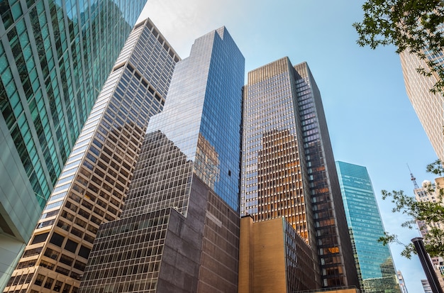 Foto rascacielos y edificios en manhattan. arquitectura de manhattan y nueva york