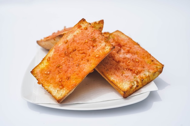 Ration Brot mit Tomaten typisch für Katalonien