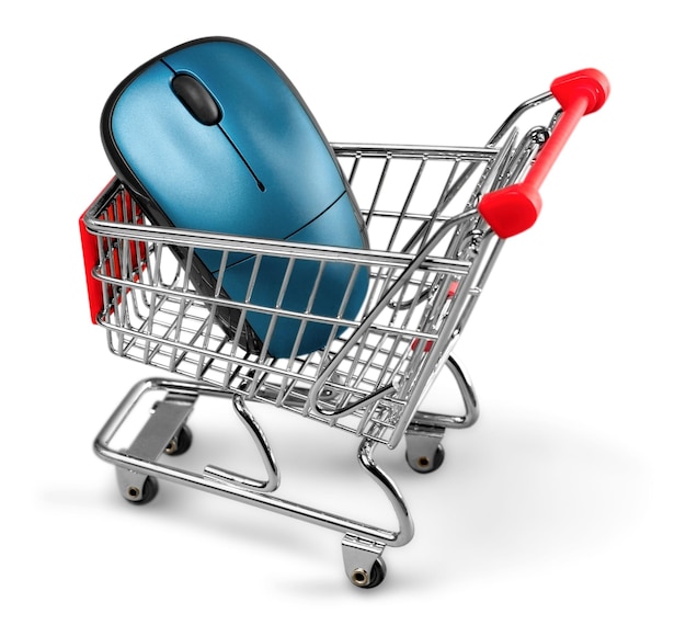 Ratón de la computadora en un carrito de compras