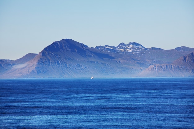 Raues arktisches Gelände Islands