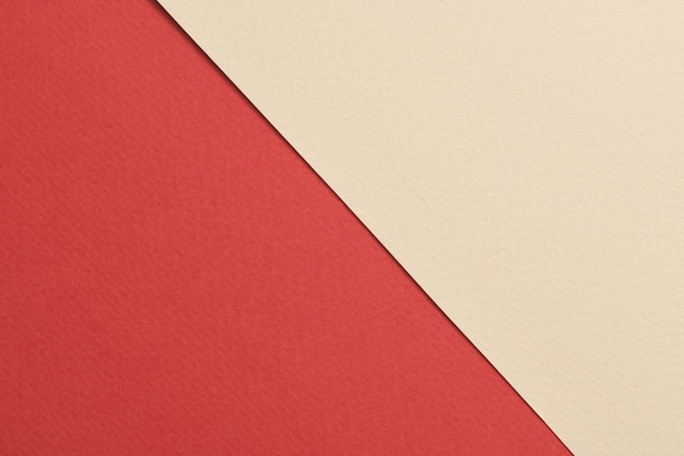 Raues Kraftpapier, Hintergrundpapierstruktur, beige-rote Farben, Mockup mit Kopierraum für Text