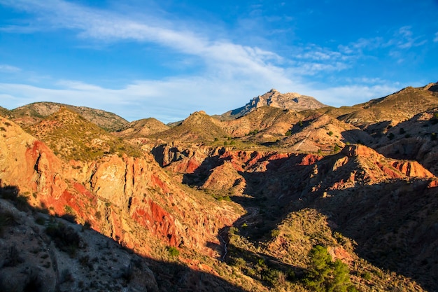 Foto ravina de montnegre no termo de xixona (alicante), comunidade valenciana, espanha.