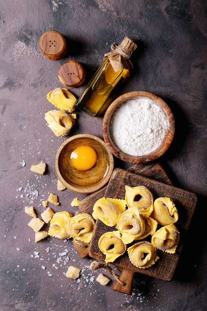 Foto ravioli itallian tradicional cru