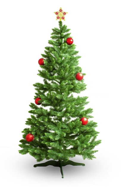 Árbol de Navidad decorado con adornos navideños aislado sobre un fondo blanco.