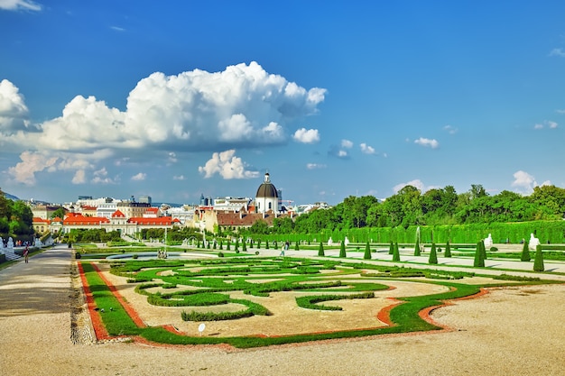 Área del complejo parque-jardín Belvedere.Viena. Austria.