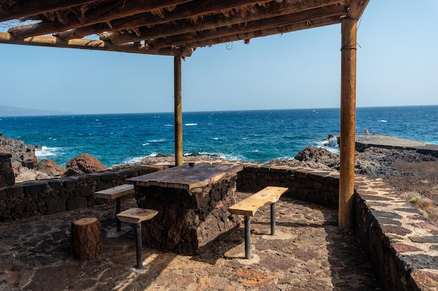 Área de lazer para churrascos no Cais de Orchilla na costa sudoeste de El Hierro Ilhas Canárias