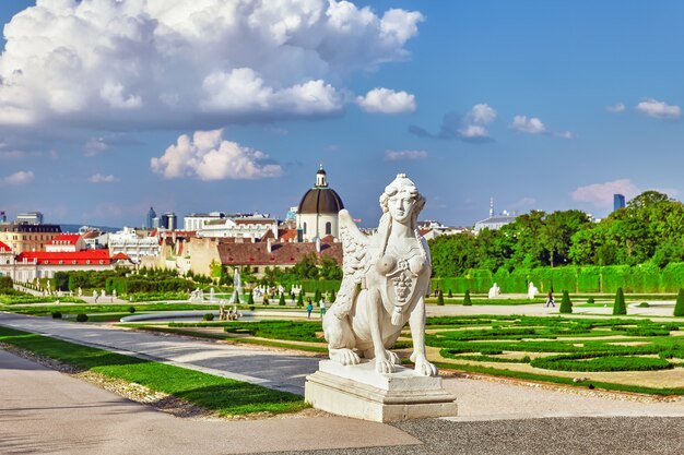 Área do complexo parque-jardim Belvedere.Vienna. Áustria.