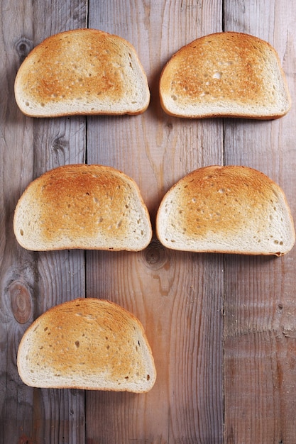 Foto rebanadas de pan tostado