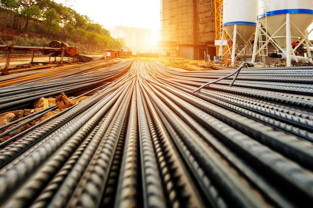 Rebar en el sitio de construcción