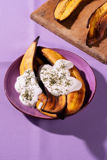 Foto receita de natureza morta com plátano