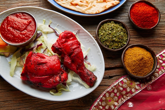 Receta india de pollo tandoori con especias