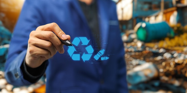 Reciclar basura bolsas de plástico botellas de plástico vasos de vidrio botellas de papel chatarra de metal amar la tierra reducir la contaminación reducir la contaminación