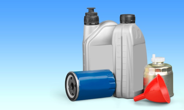 Recipientes de plástico para aceite de motor aislado en segundo plano.
