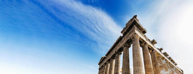 Foto reconstrução do partenon na acrópole, atenas, grécia