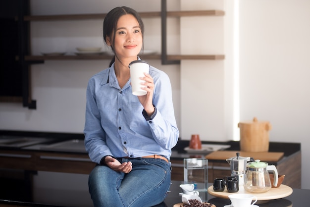 Refrescante, con café, para chicas, para todos.