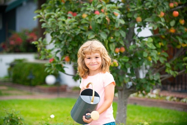 Regadera de herramientas de jardín para niños al aire libre actividad de jardinería con niños y familiares