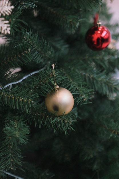 Regalo de árbol de Navidad de pino