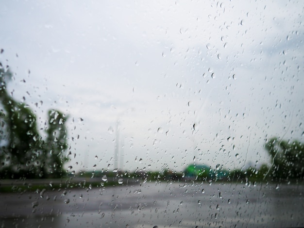 Regentropfen Auf Blauem Glas