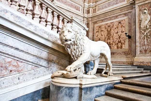 Reggia di Caserta (Caserta Royal Palaca), Italia. Interior de lujo, más de 300 años